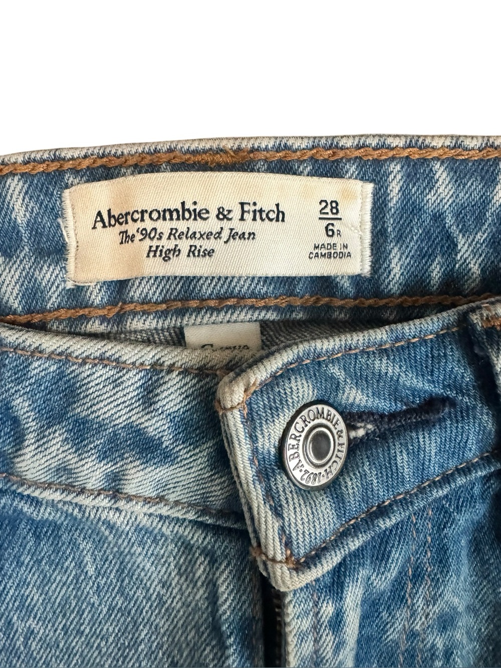 Abercrombie & Fitch The 90s Relaxed Jeans High Rise Curve Love Denim, 28/6R - Picture 7 of 8